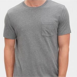 𝅺gap Triblend Crew Pocket Shirt